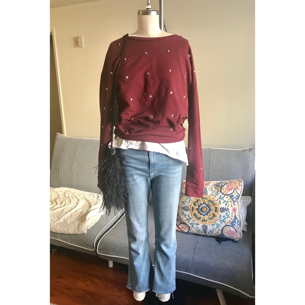 Sweatshirt (bead-trims)